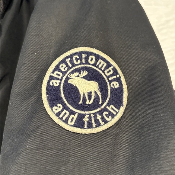 Abercrombie & Fitch Kids Black Jacket with Logo Patch - Picture 3 of 6